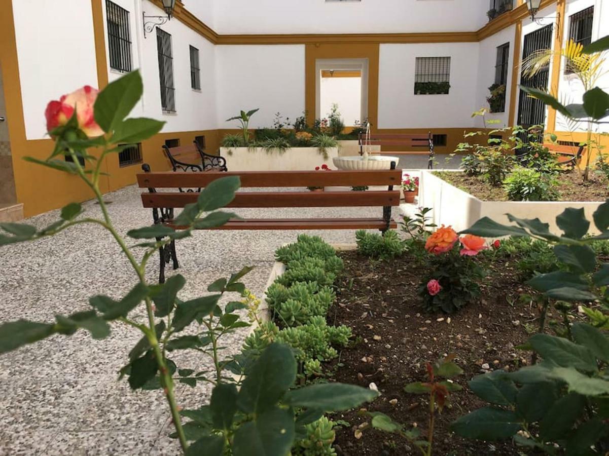 Apartamento Jardin De Santa Paula Sevilla Exterior foto