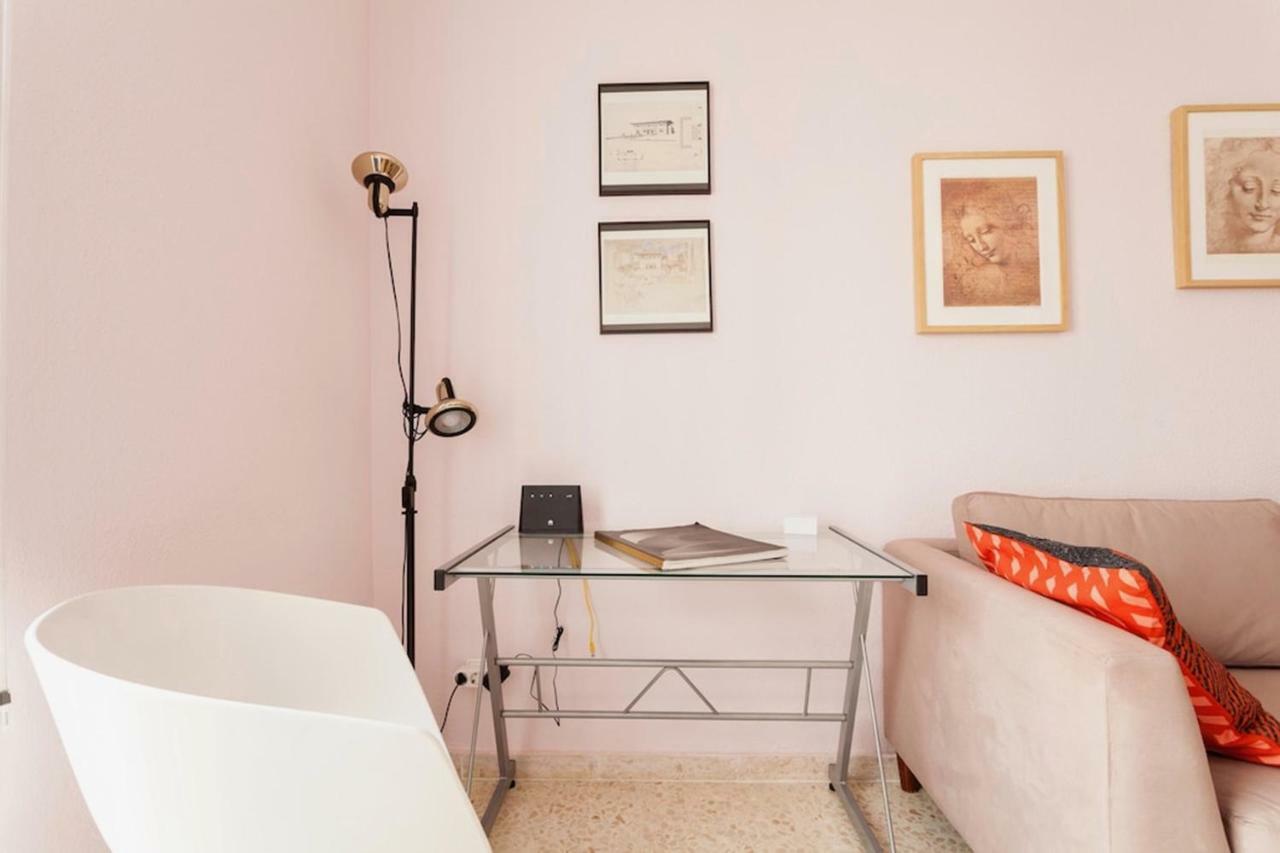 Apartamento Jardin De Santa Paula Sevilla Exterior foto